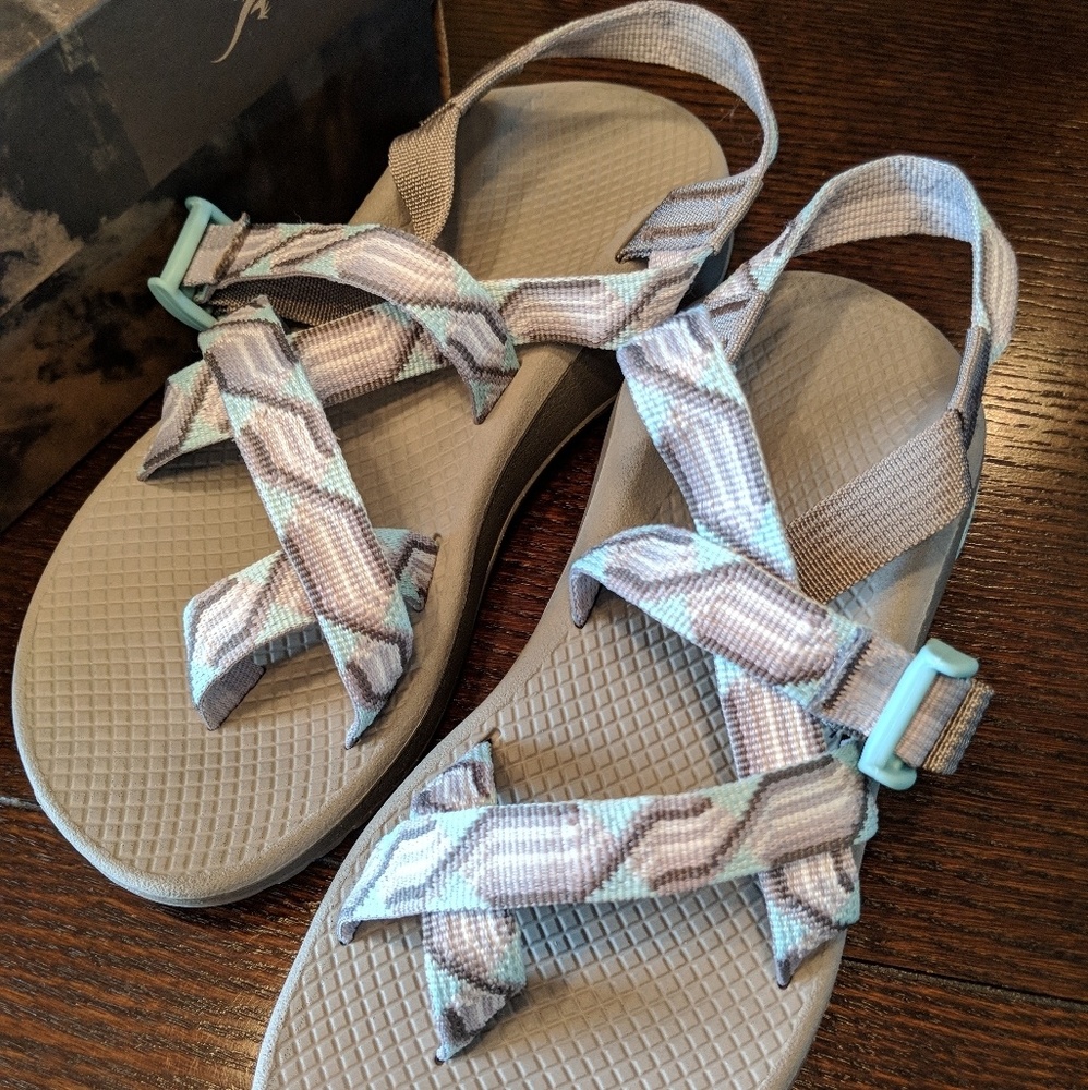 Womens chaco sandals